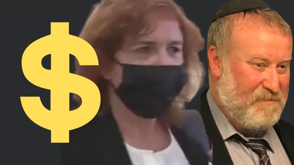 אביחי מנדלבליט (ויקפדיה) ליאת בן ארי (אלי ציפורי)